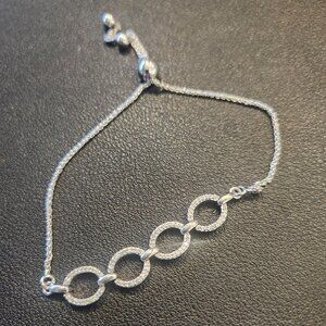 Diamond circle bracelet